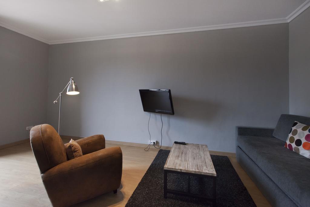 Short Stay Group Paseo De Gracia Serviced Apartments Barcelona Bagian luar foto
