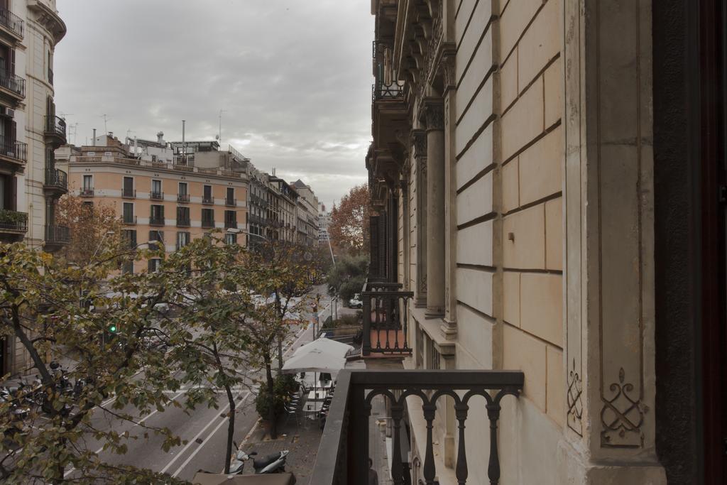 Short Stay Group Paseo De Gracia Serviced Apartments Barcelona Bagian luar foto