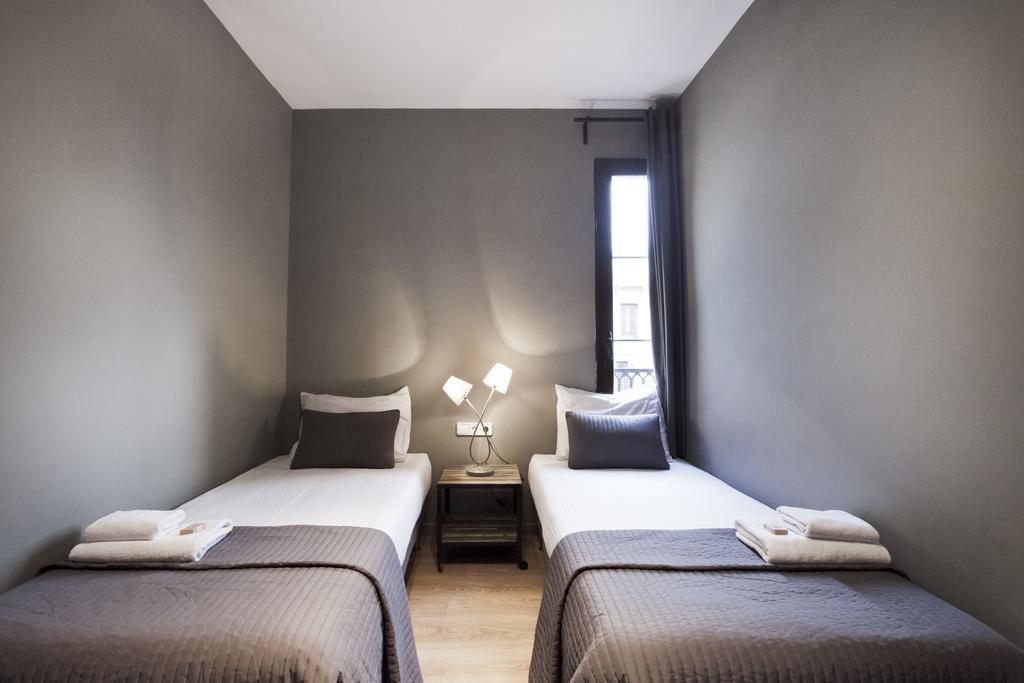 Short Stay Group Paseo De Gracia Serviced Apartments Barcelona Bagian luar foto