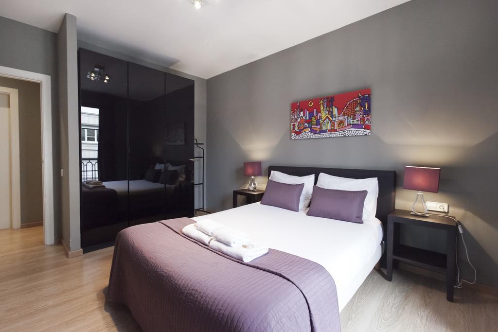 Short Stay Group Paseo De Gracia Serviced Apartments Barcelona Bagian luar foto