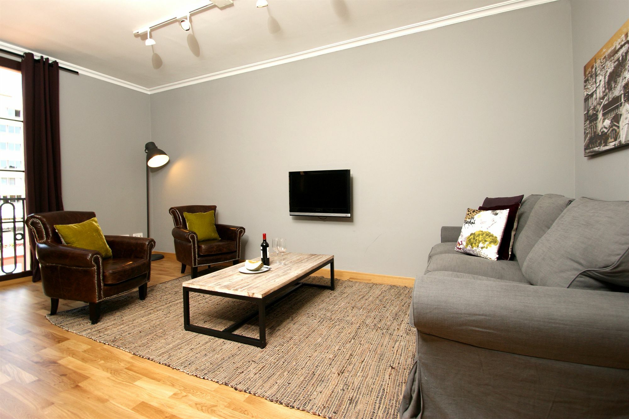 Short Stay Group Paseo De Gracia Serviced Apartments Barcelona Bagian luar foto