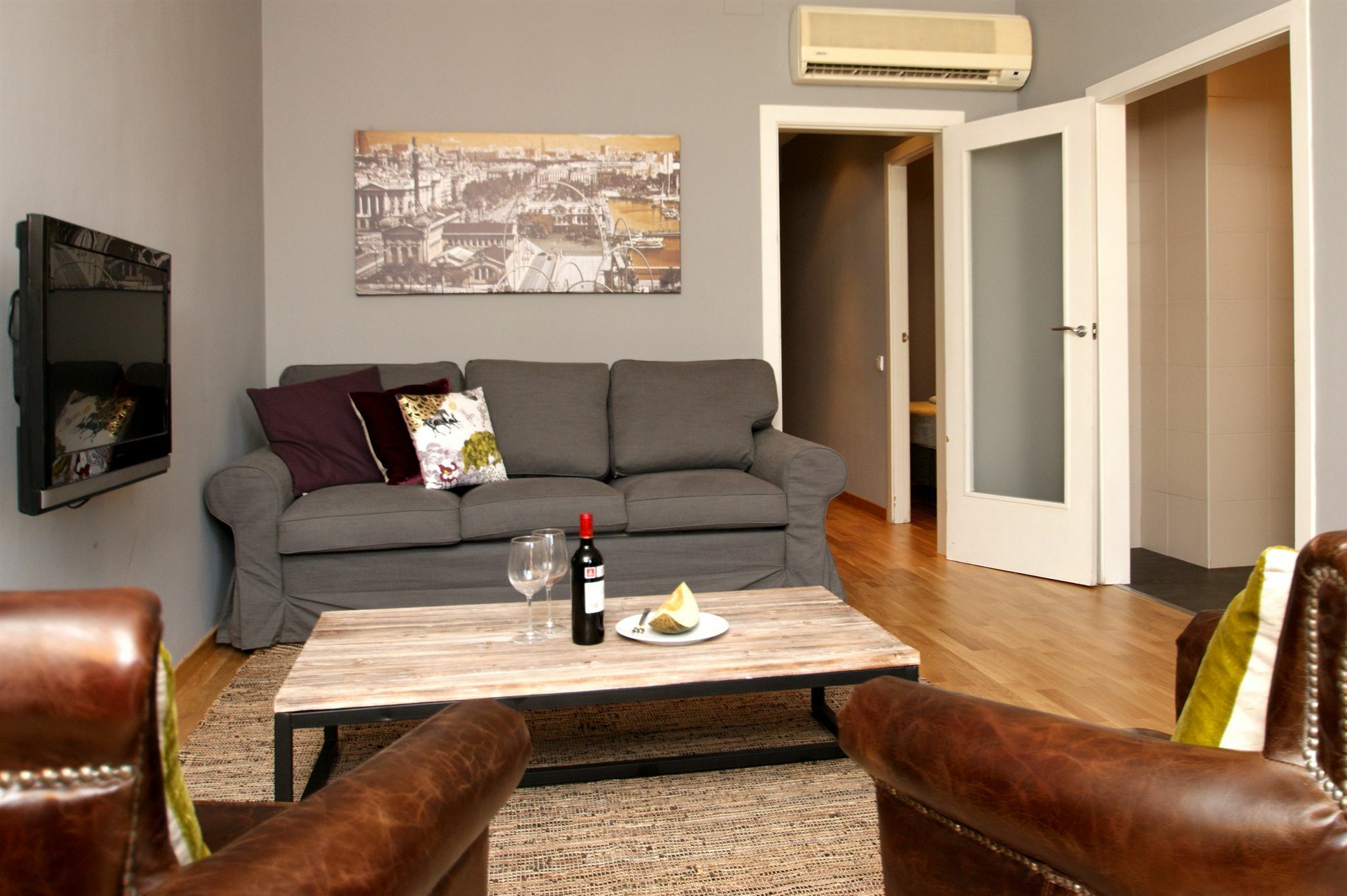Short Stay Group Paseo De Gracia Serviced Apartments Barcelona Bagian luar foto