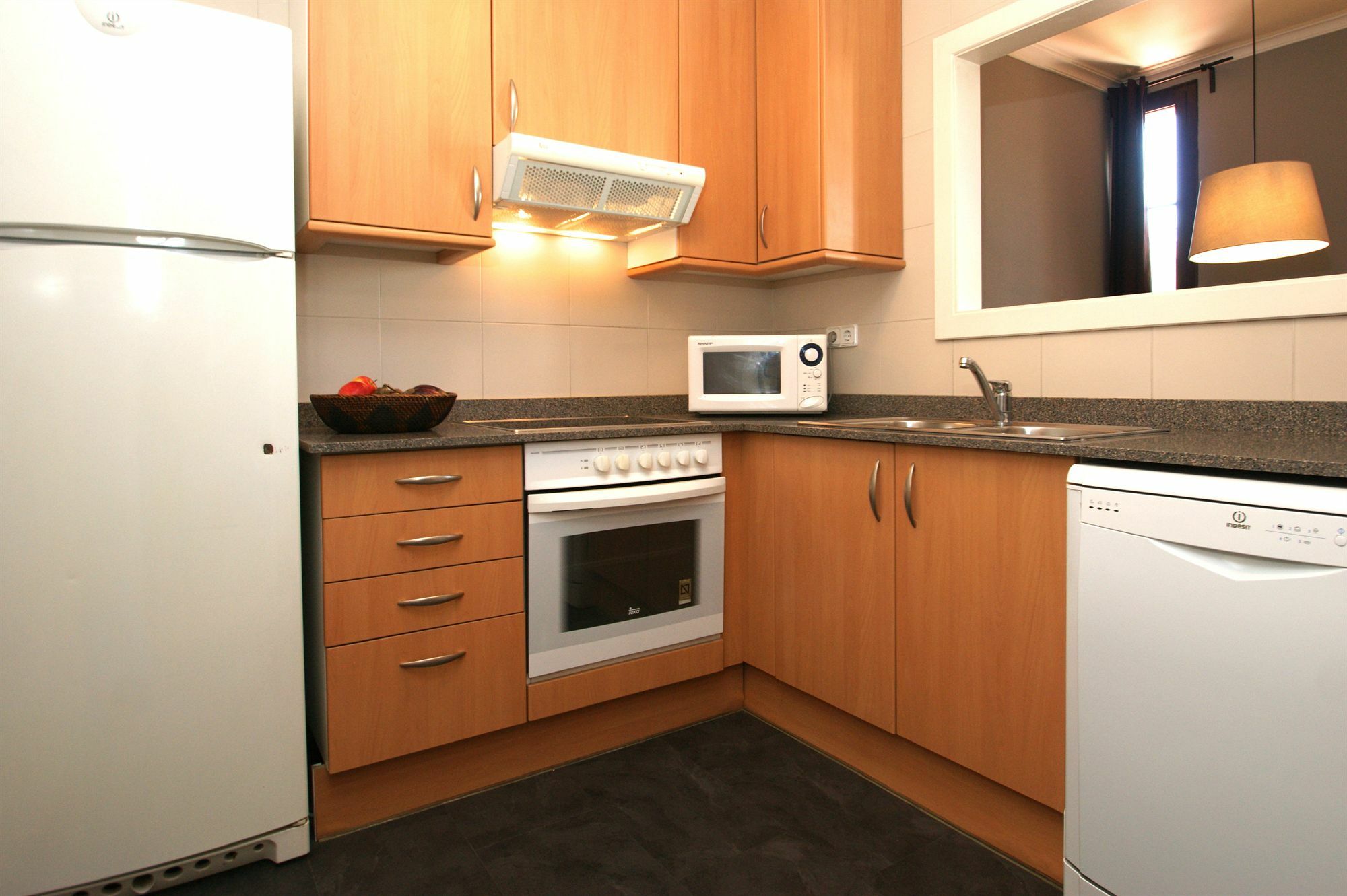 Short Stay Group Paseo De Gracia Serviced Apartments Barcelona Bagian luar foto